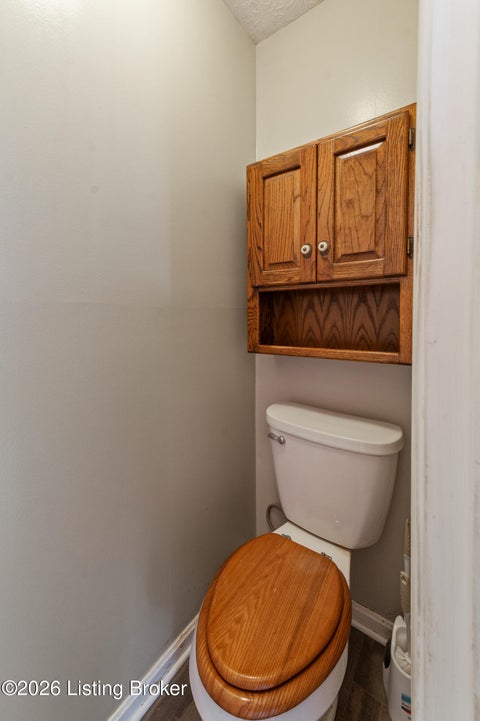 Tiny photo for 9302 Marse Henry Dr, Jeffersontown, KY 40299 (MLS # 1729717)