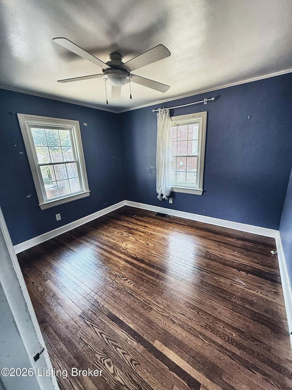 Photo of 4022 Gilman Ave, Louisville, KY 40207 (MLS # 1724250)