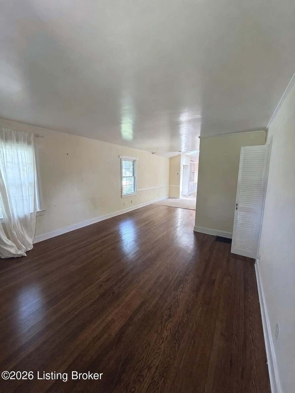 Photo of 4022 Gilman Ave, Louisville, KY 40207 (MLS # 1724250)