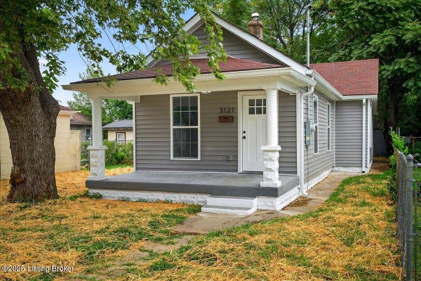 3121 W MAGNOLIA AVE, LOUISVILLE, KY 40211 - Image 2c11e6a21f736af4f98aa6563c7caf5e/1348805847