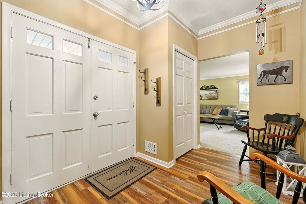 Photo of 204 Cherry Hill Rd, Pewee Valley, KY 40056 (MLS # 1695474)