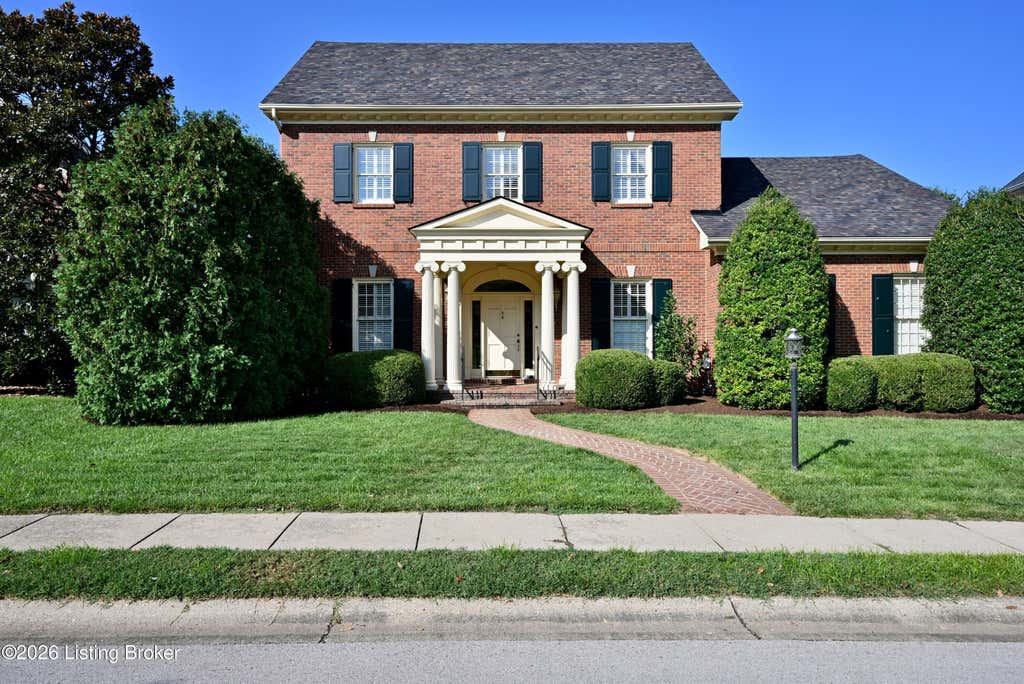 Photo of 206 Coralberry Rd, Louisville, KY 40207 (MLS # 1727357)