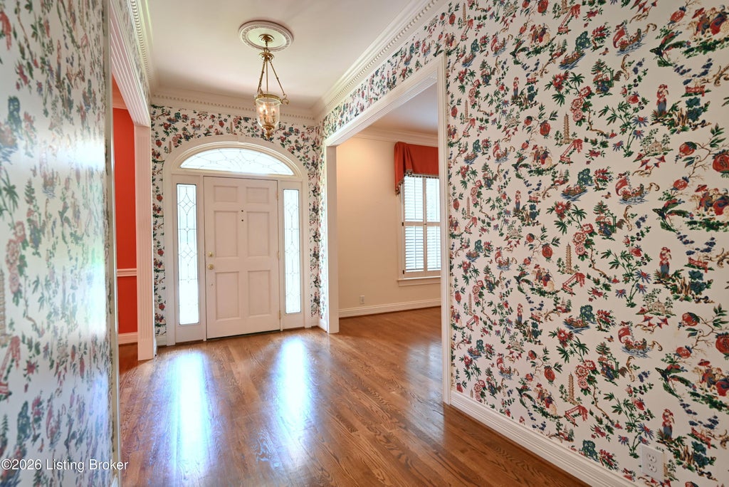 Photo of 206 Coralberry Rd, Louisville, KY 40207 (MLS # 1727357)