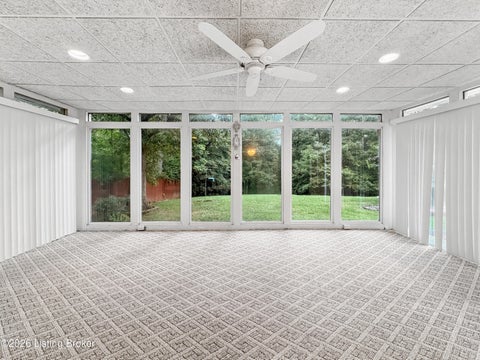 Tiny photo for 2522 Windsor Forest Dr, Louisville, KY 40272 (MLS # 1729696)