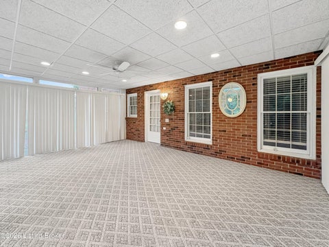 Tiny photo for 2522 Windsor Forest Dr, Louisville, KY 40272 (MLS # 1729696)