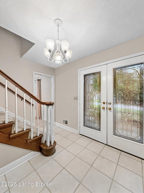 Tiny photo for 2522 Windsor Forest Dr, Louisville, KY 40272 (MLS # 1729696)