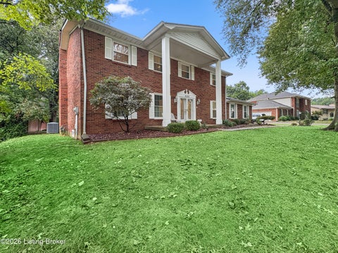 Tiny photo for 2522 Windsor Forest Dr, Louisville, KY 40272 (MLS # 1729696)