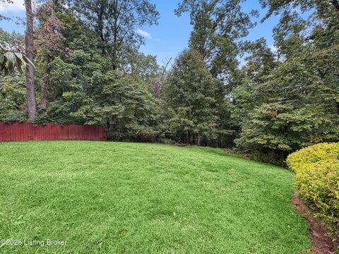 Tiny photo for 2522 Windsor Forest Dr, Louisville, KY 40272 (MLS # 1729696)
