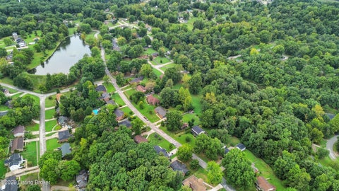 Tiny photo for 2522 Windsor Forest Dr, Louisville, KY 40272 (MLS # 1729696)
