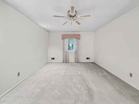 Tiny photo for 2522 Windsor Forest Dr, Louisville, KY 40272 (MLS # 1729696)