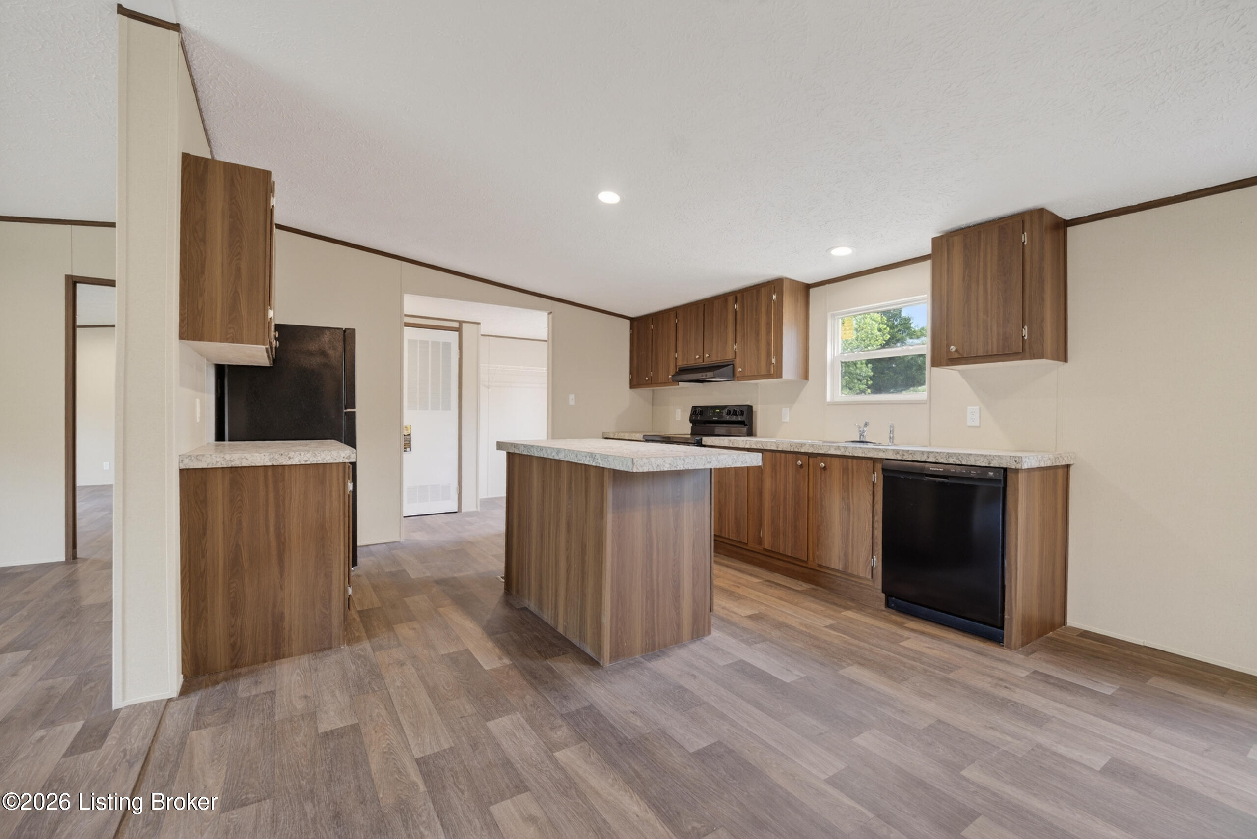 266 Cedar Ridge Ln