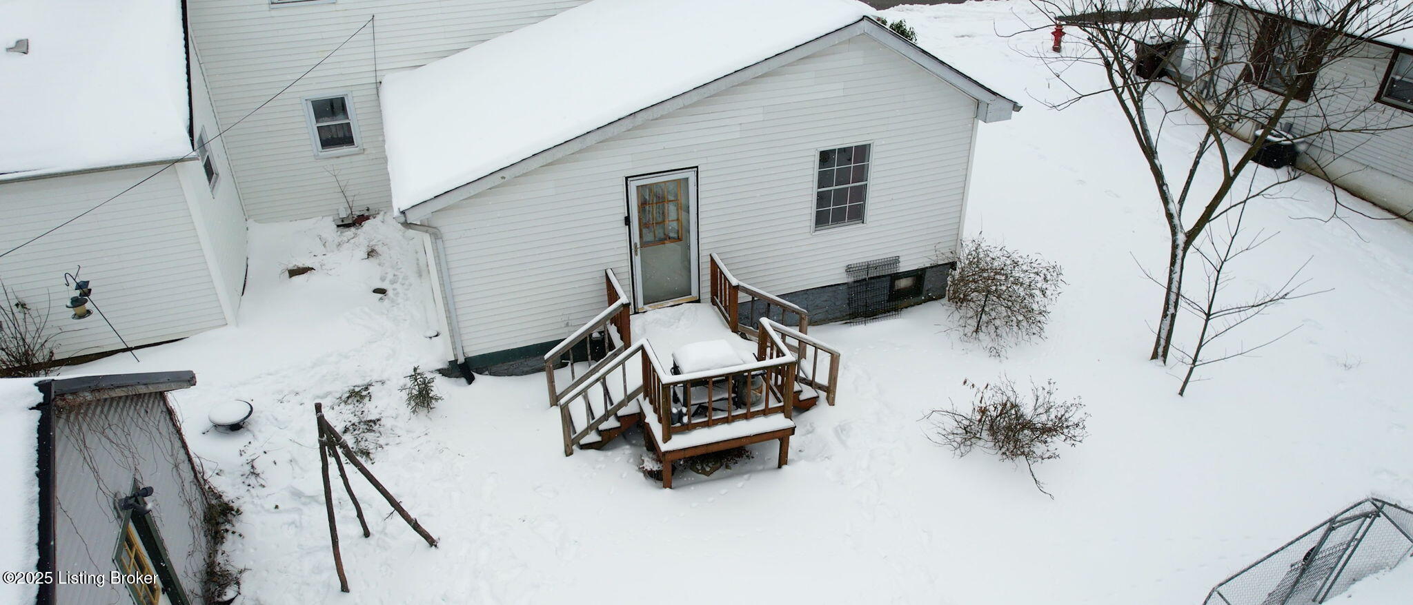 615 West St, Bedford, Kentucky image 46