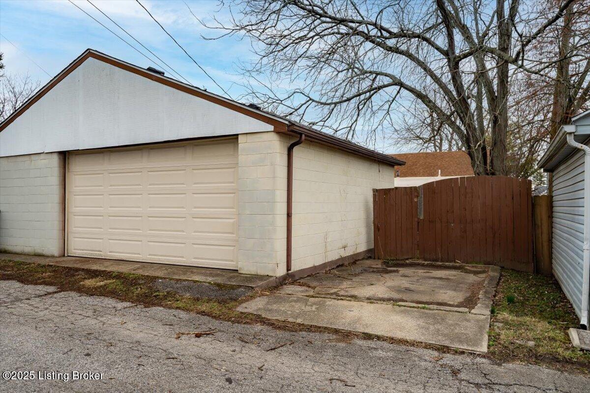 2209 Shelby St, New Albany, Pennsylvania image 33