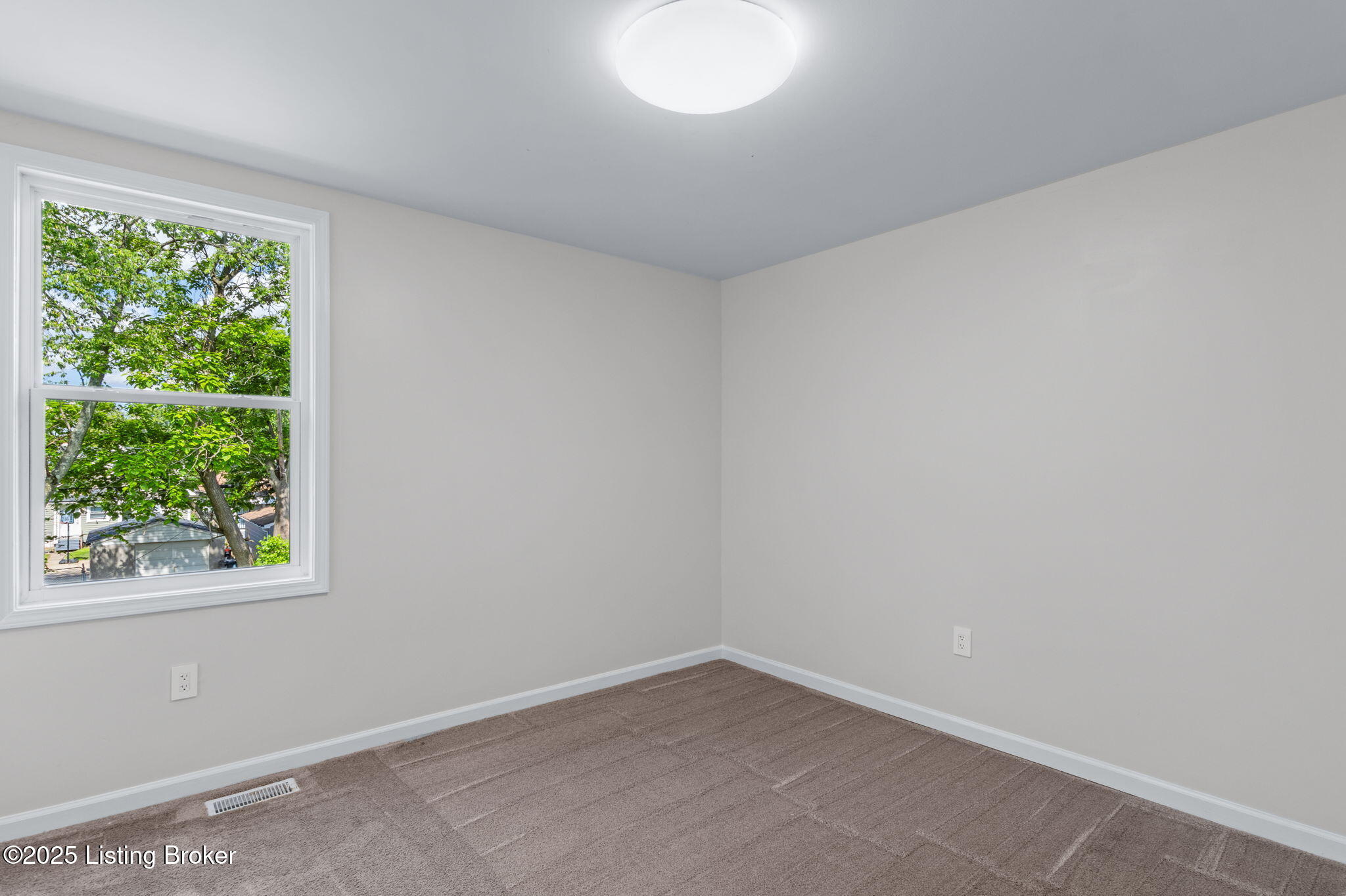120 N 40th St, Louisville, Kentucky image 16