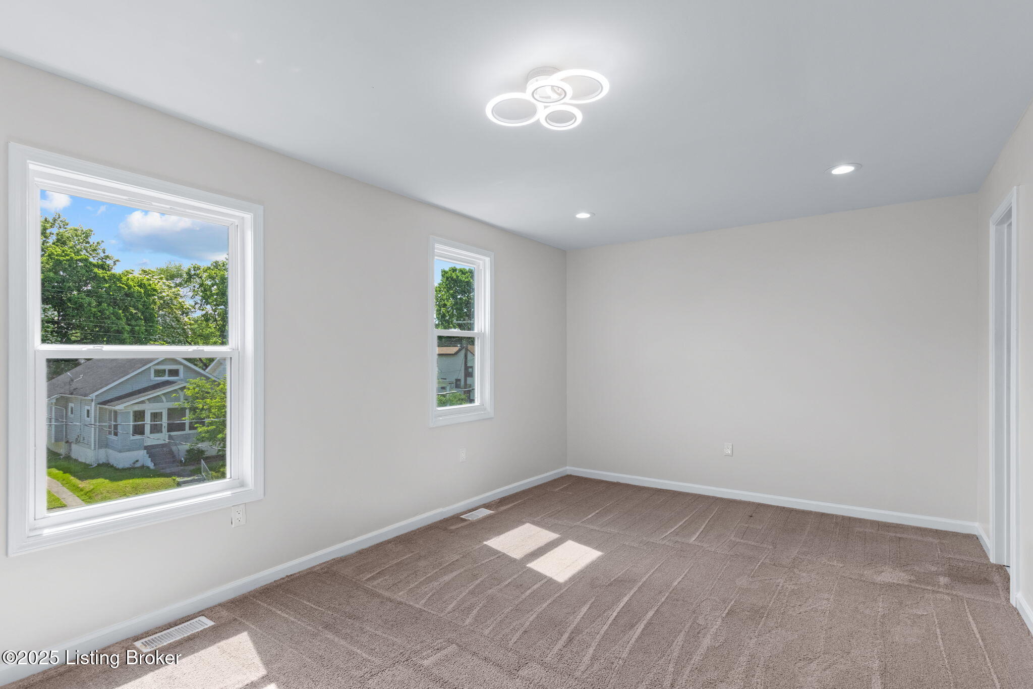 120 N 40th St, Louisville, Kentucky image 19