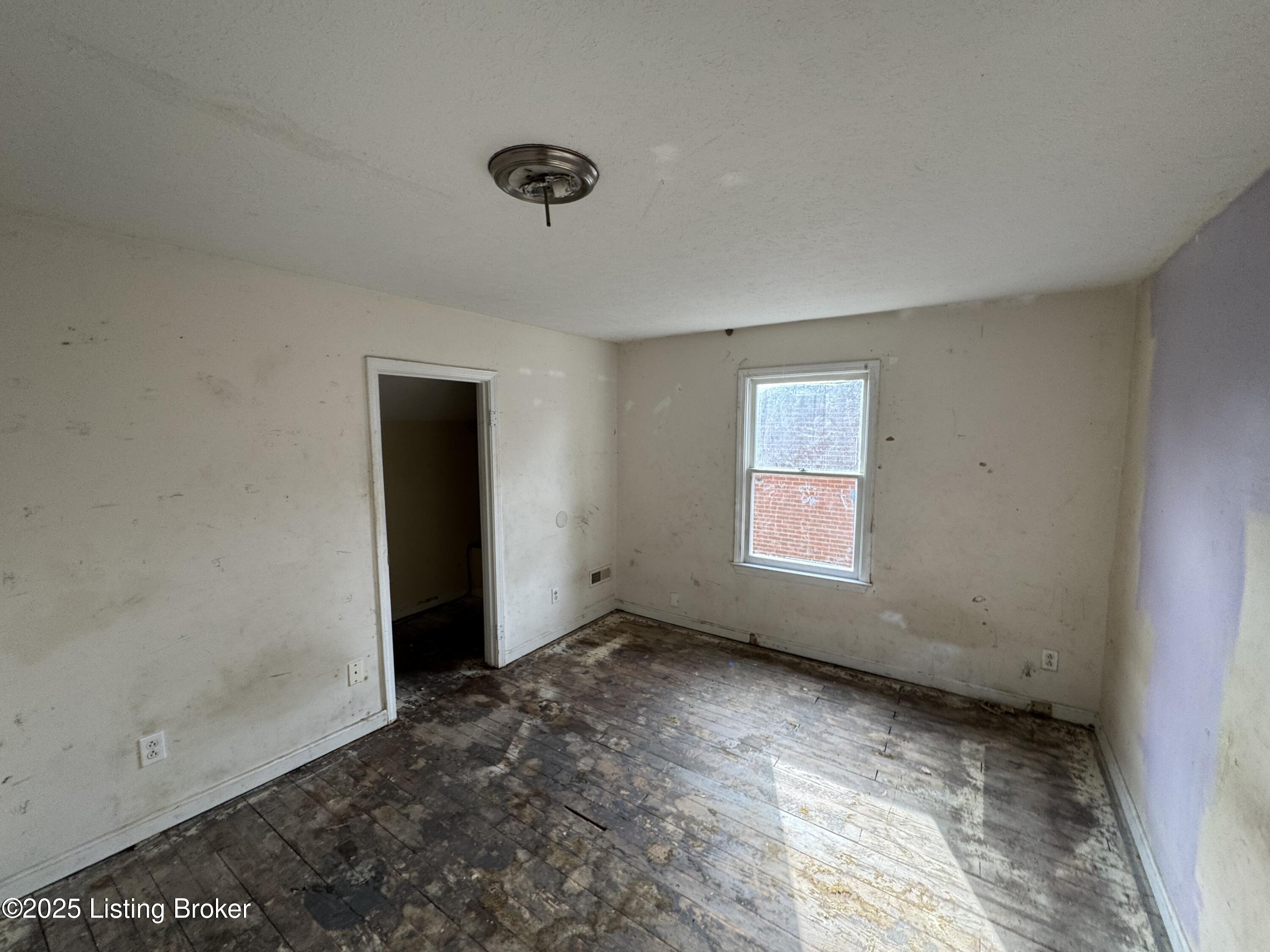 622 Cecil Ave, Louisville, Kentucky image 6