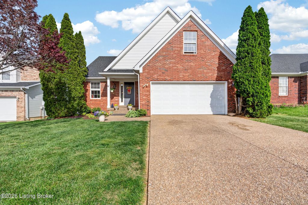 Photo of 7113 Alma June Way, Louisville, KY 40228 (MLS # 1714945)