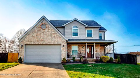 Photo of 6102 Hunters Point Ct, Louisville, KY 40216 (MLS # 1711314)