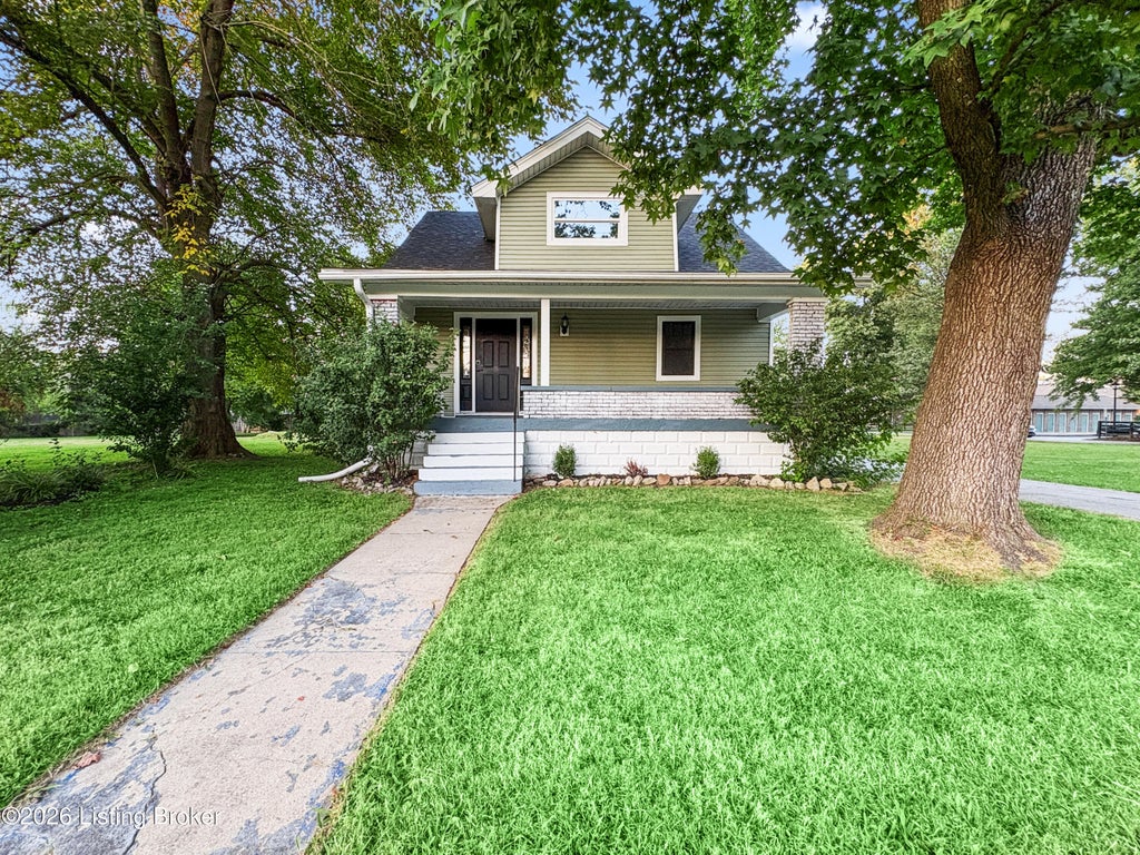 Photo of 2505 Lower Hunters Trace, Louisville, KY 40216 (MLS # 1728327)