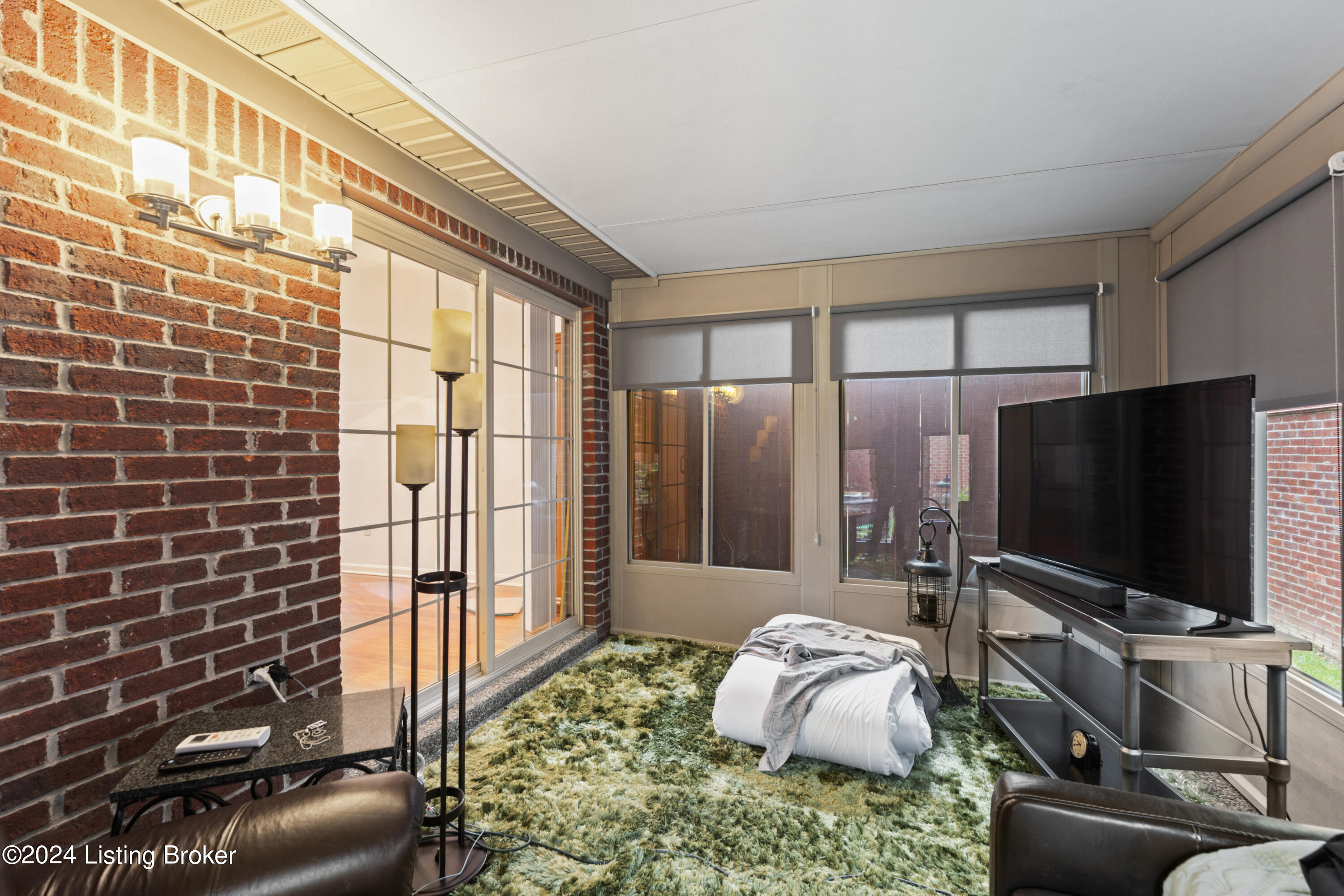 Clarksville, Indiana 47129, United States, 2 Bedrooms Bedrooms, ,2 BathroomsBathrooms,Residential,Active,41101