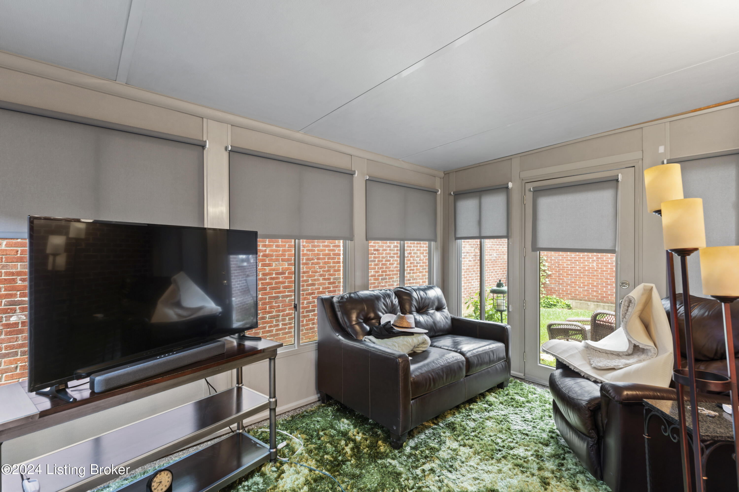 Clarksville, Indiana 47129, United States, 2 Bedrooms Bedrooms, ,2 BathroomsBathrooms,Residential,Active,41101