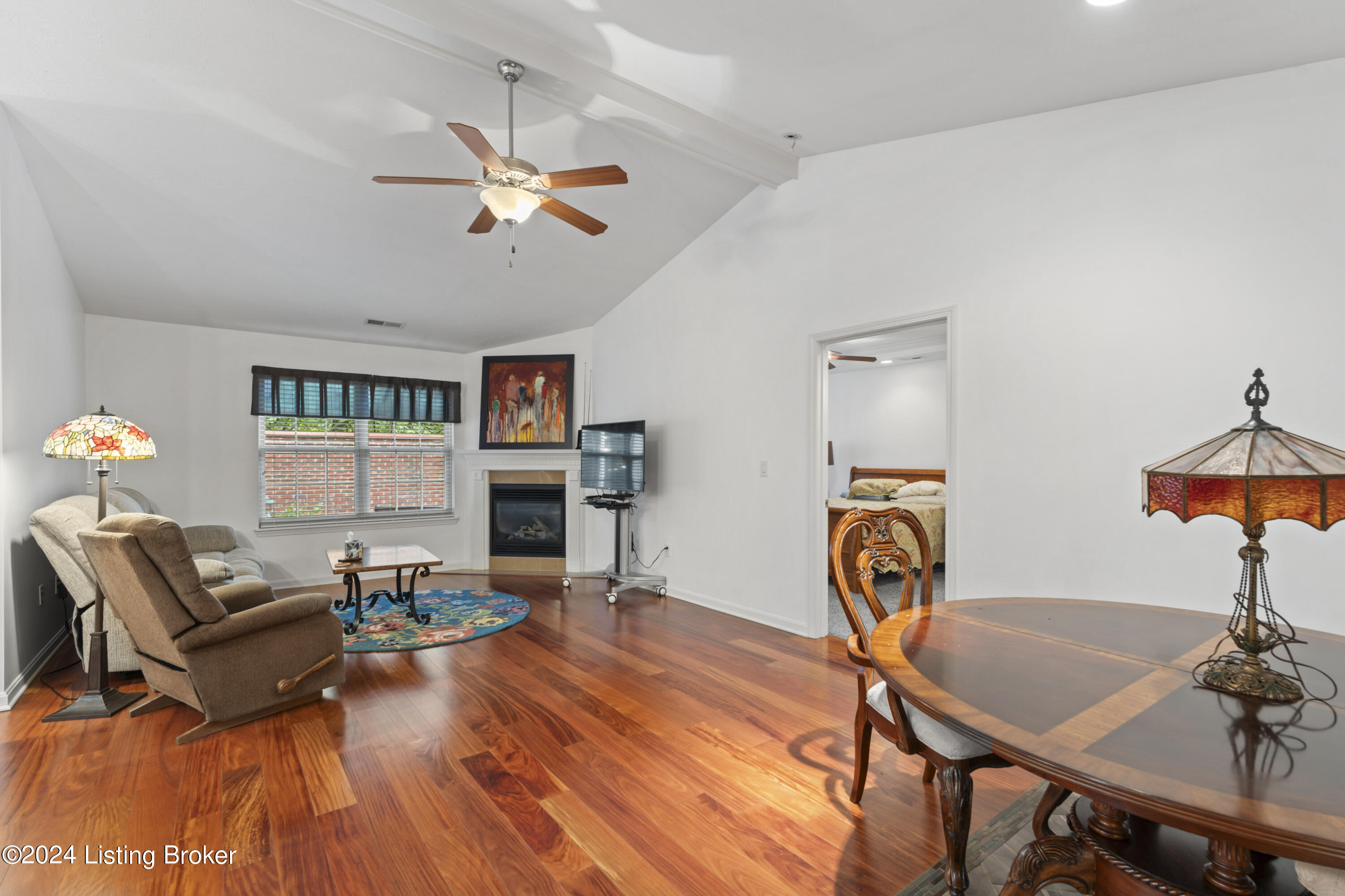 Clarksville, Indiana 47129, United States, 2 Bedrooms Bedrooms, ,2 BathroomsBathrooms,Residential,Active,41101