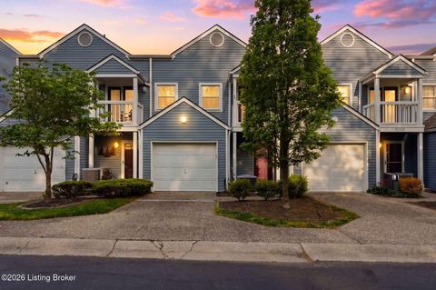 Photo of 5004 Harrods Landing Dr, Prospect, KY 40059 (MLS # 1716621)