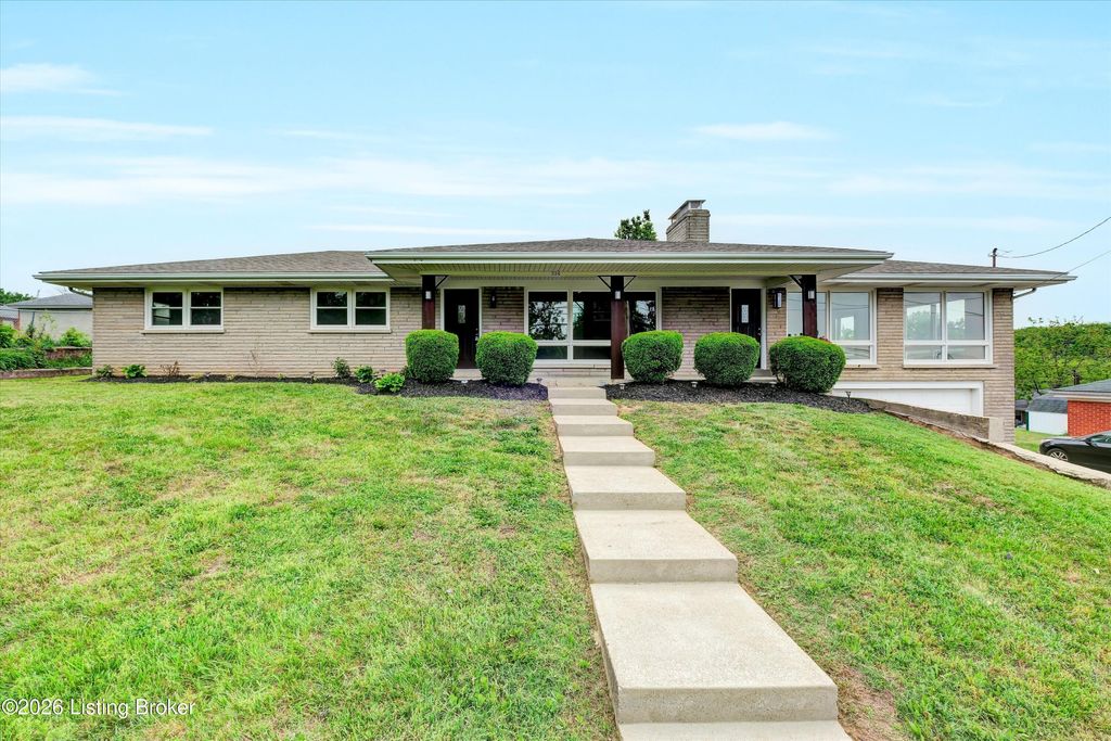 Photo of 334 S Bardstown Rd, Mt Washington, KY 40047 (MLS # 1715829)