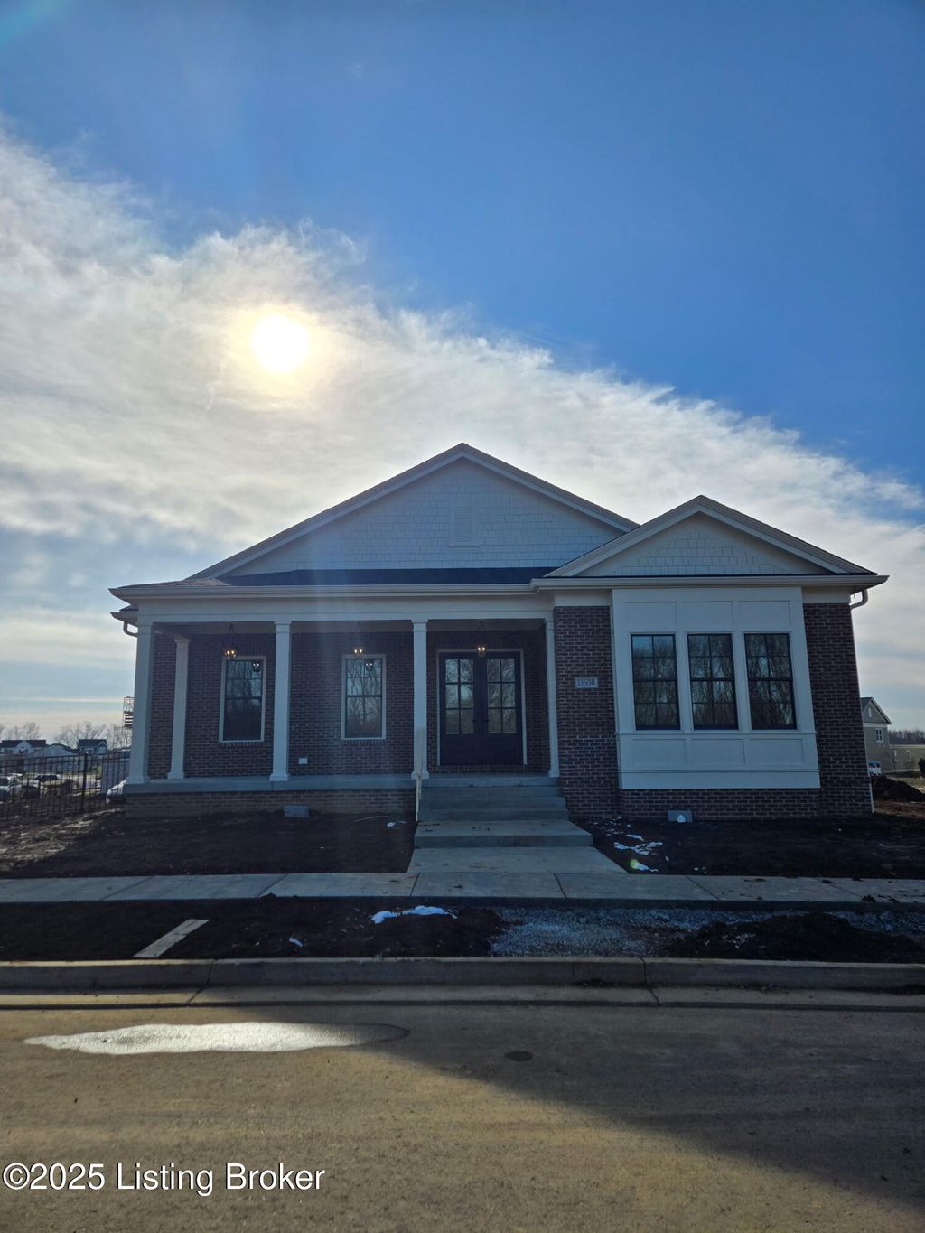 Photo of 11600 Sweetflag Cir, Prospect, KY 40059 (MLS # 1705687)