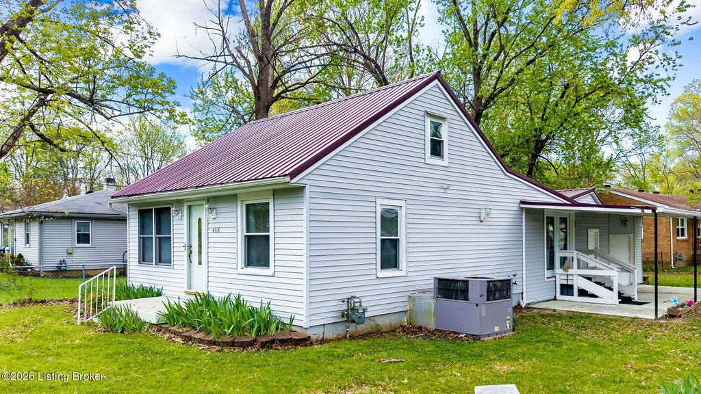 Photo of 4116 Lees Ln, Louisville, KY 40216 (MLS # 1713860)