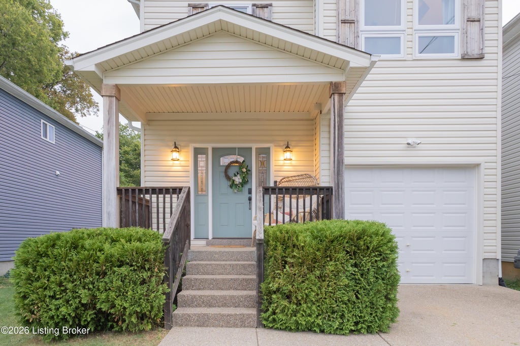 Photo of 1331 Etawah Ave, Lyndon, KY 40222 (MLS # 1729944)