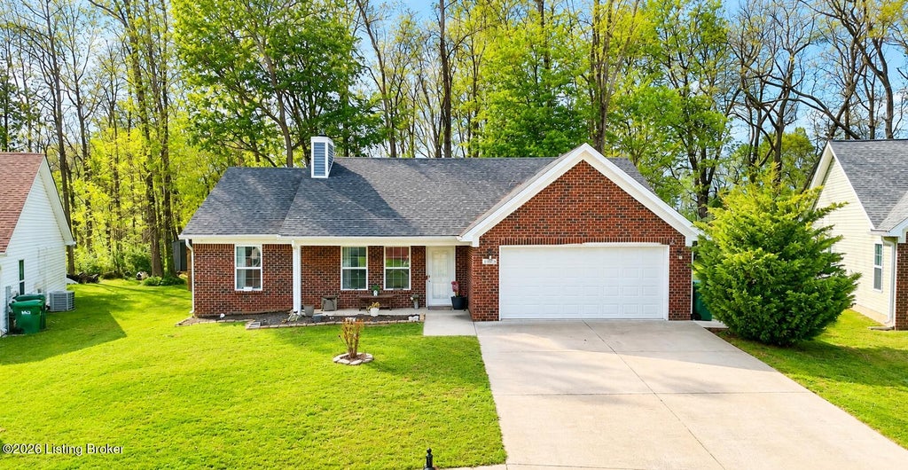 Photo of 2726 Bagby Way, Louisville, KY 40216 (MLS # 1725343)
