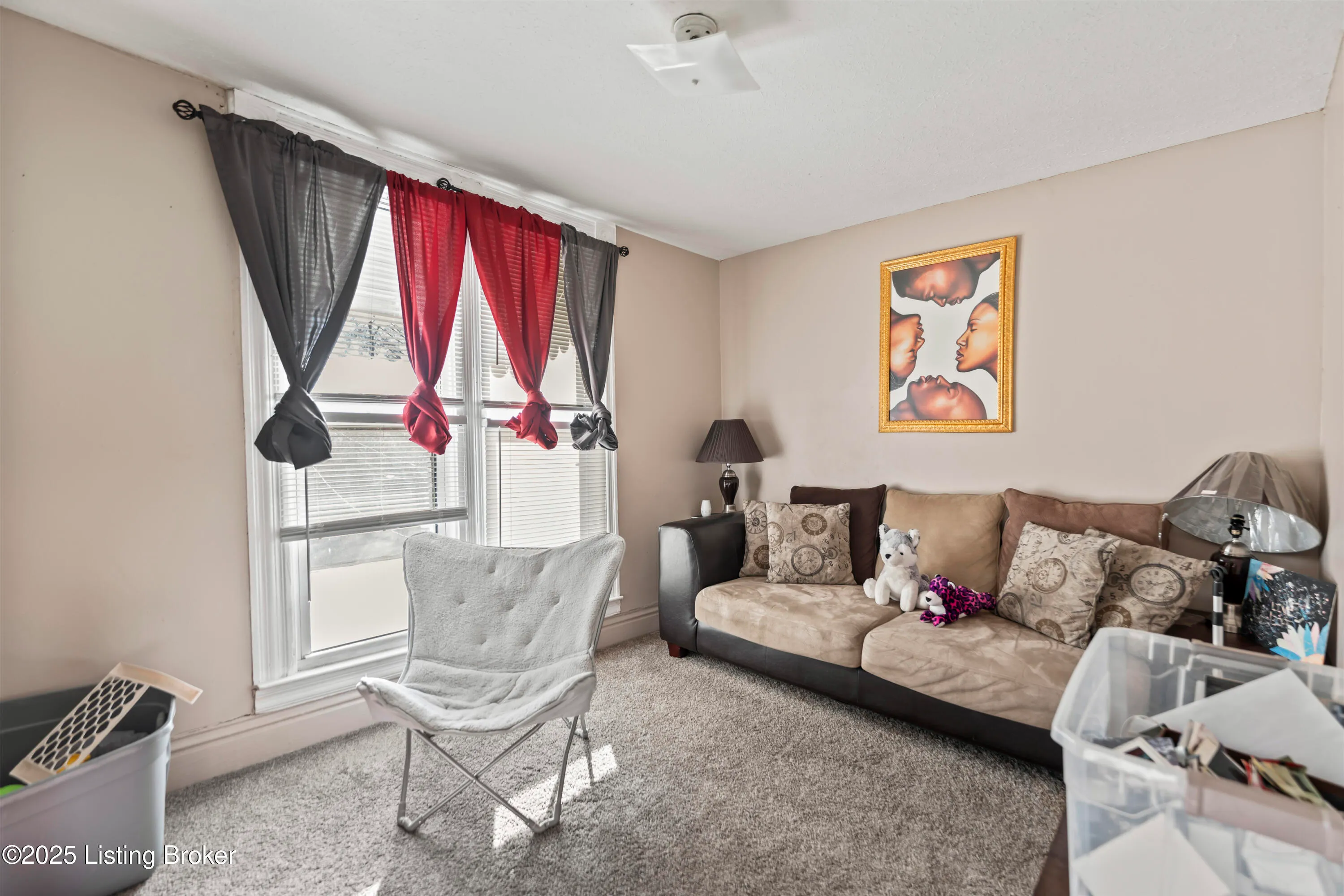 Louisville, Kentucky 40211, United States, 3 Bedrooms Bedrooms, ,2 BathroomsBathrooms,Residential,Active,143482