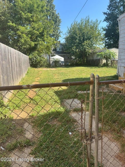 Tiny photo for 333 Glendora Ave, Louisville, KY 40212 (MLS # 1729630)