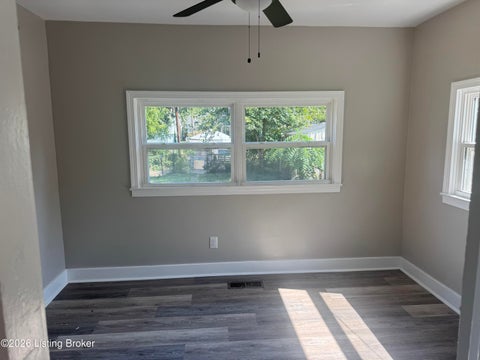 Tiny photo for 333 Glendora Ave, Louisville, KY 40212 (MLS # 1729630)