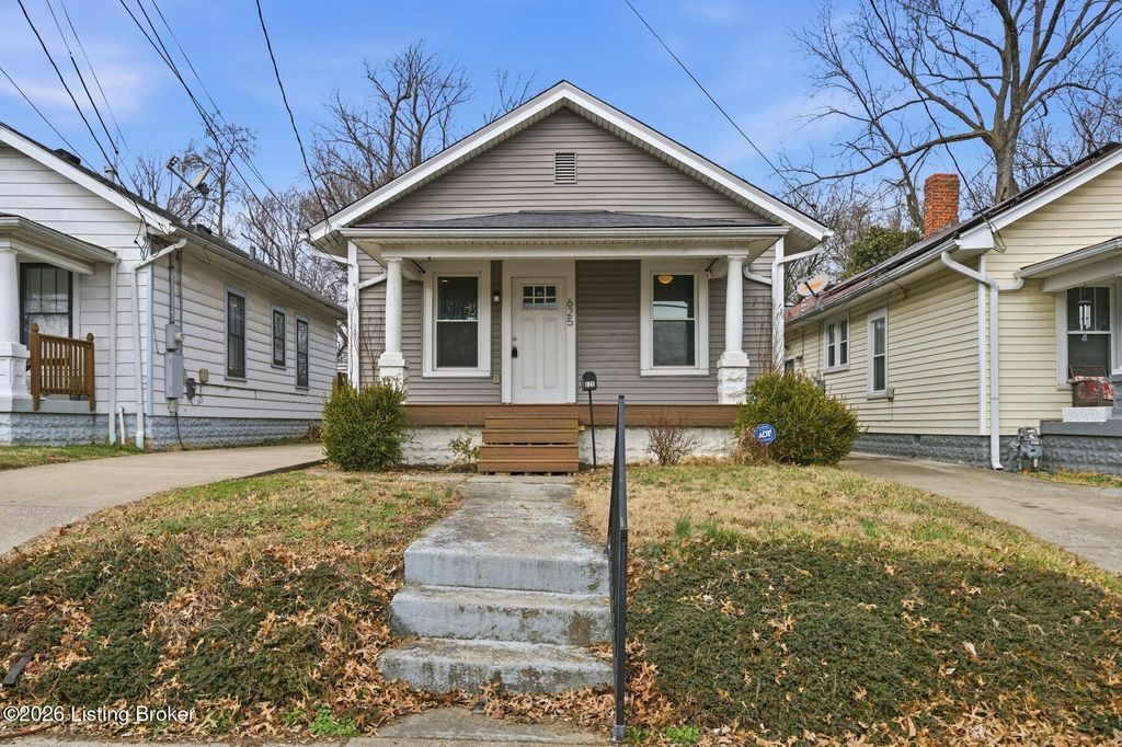 Photo of 625 Rawlings St, Louisville, KY 40217 (MLS # 1709985)