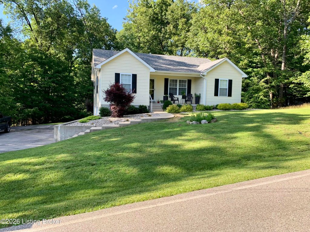 Photo of 104 Wintergreen Rd, Brandenburg, KY 40108 (MLS # 1713988)