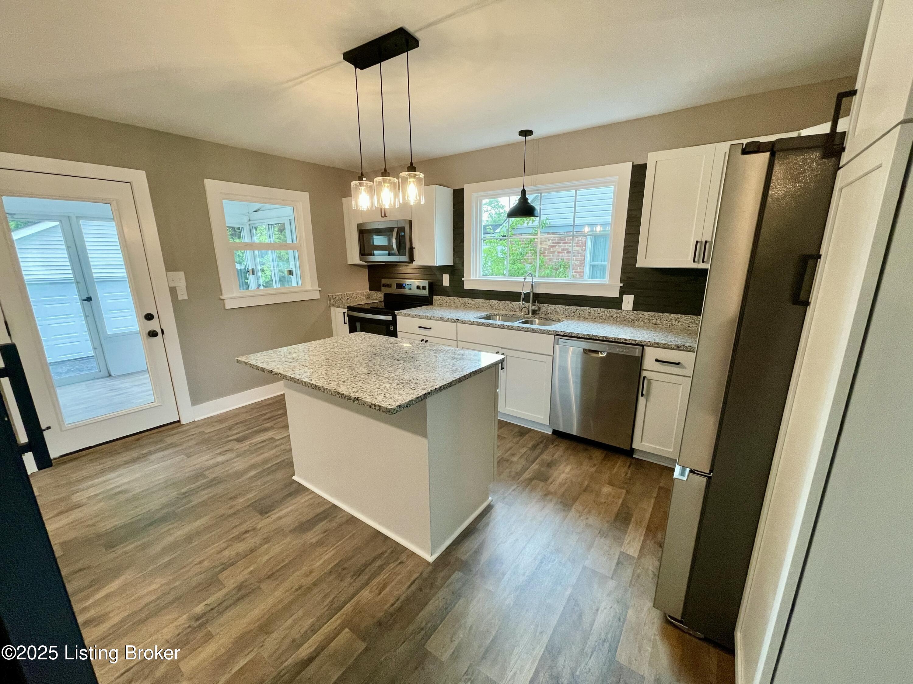 2636 Cleveland Blvd, Louisville, Pennsylvania image 9