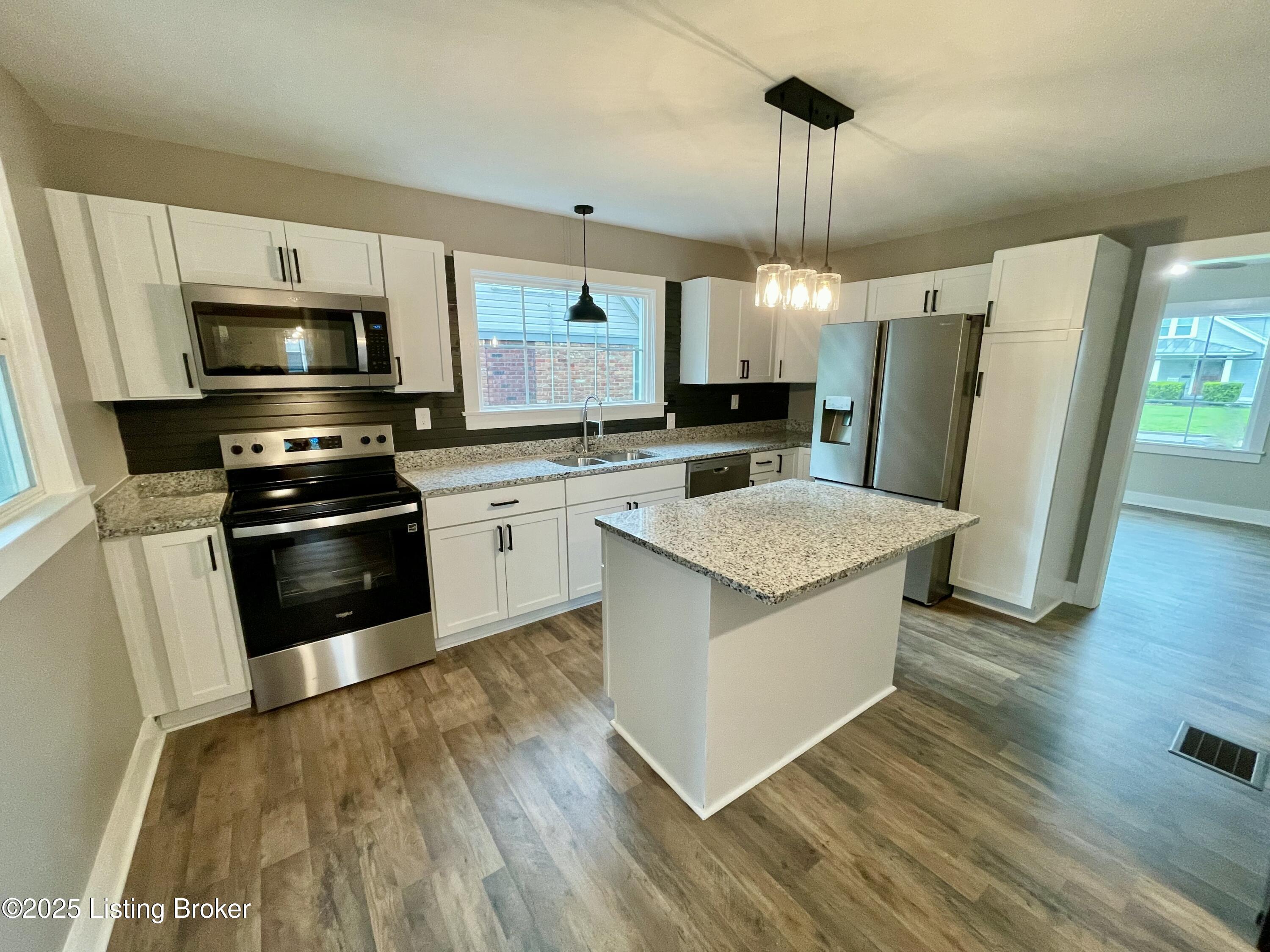 2636 Cleveland Blvd, Louisville, Pennsylvania image 13