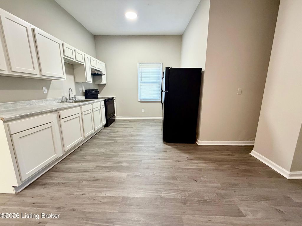 Photo of 4207 W Market St, Louisville, KY 40212 (MLS # 1712306)