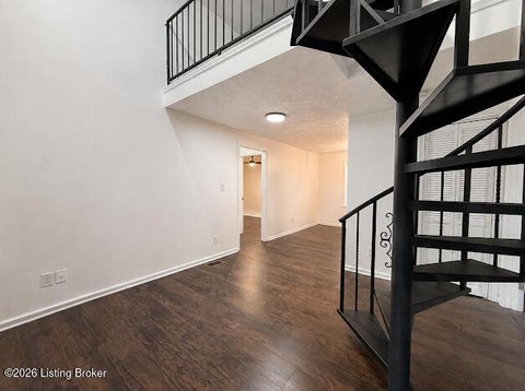 Tiny photo for 344 Plaza Ave, Louisville, KY 40218 (MLS # 1729003)