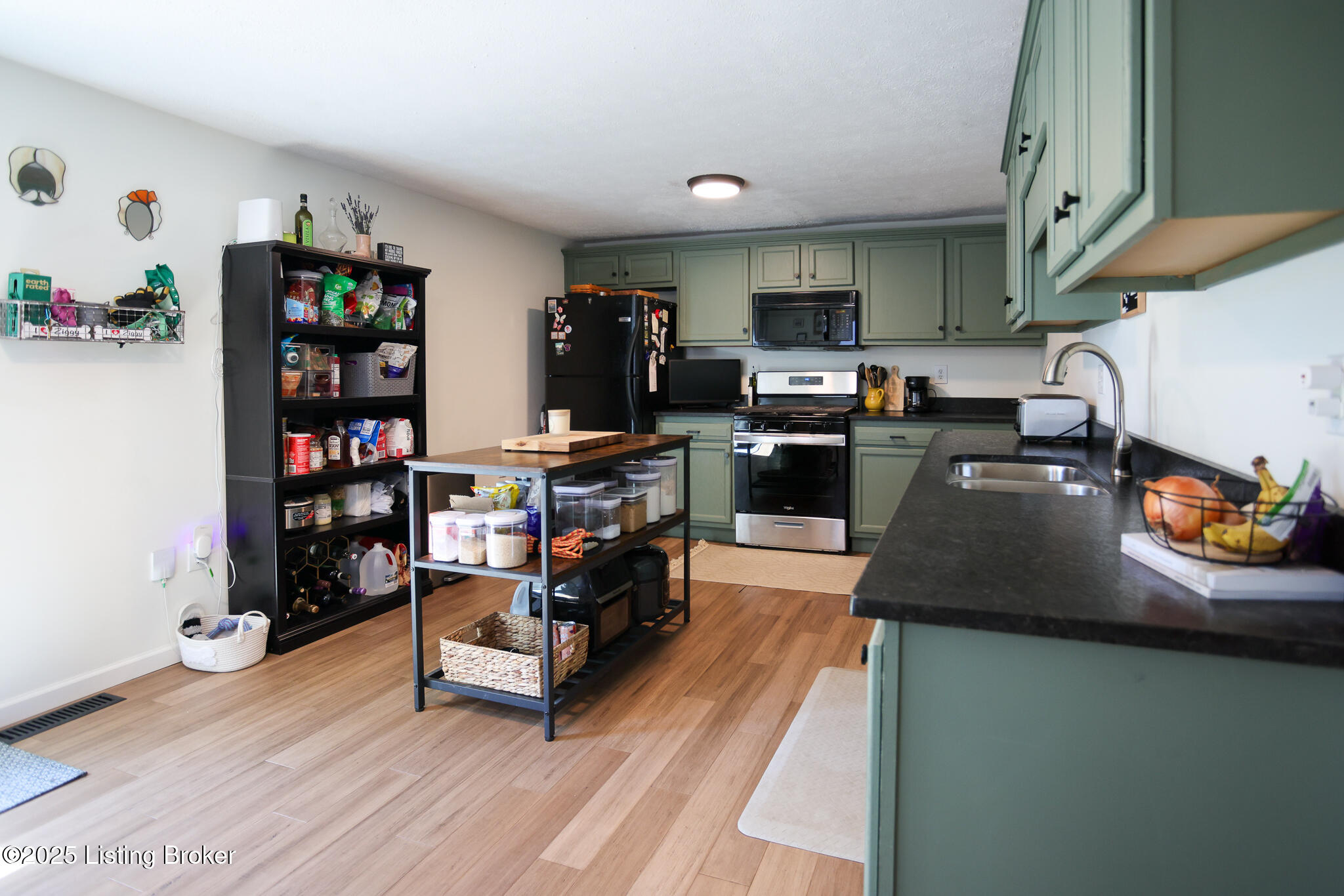 1012 E Kentucky St, Louisville, Pennsylvania image 3