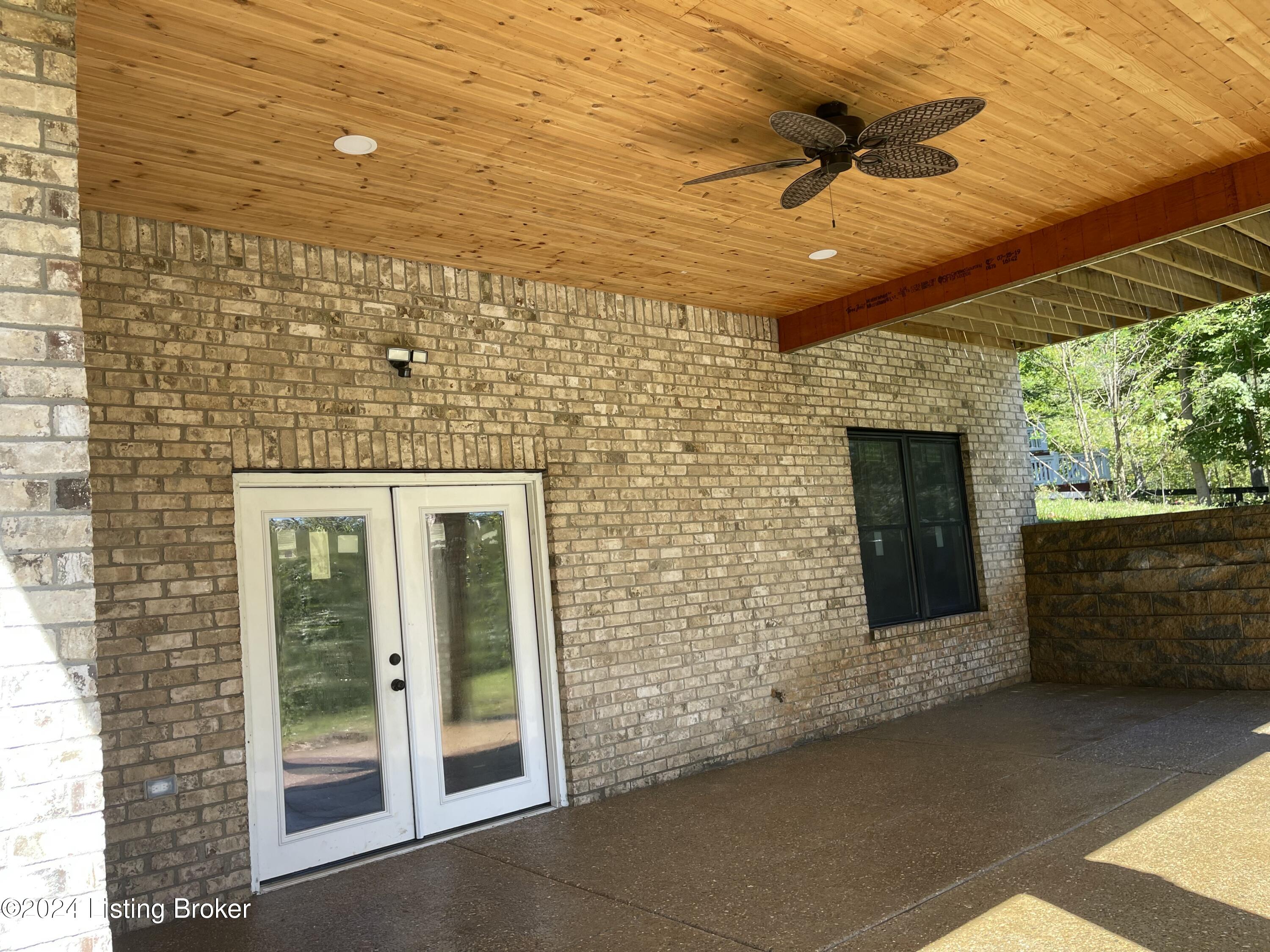 7018 Shallow Lake Rd, Prospect, Kentucky image 18