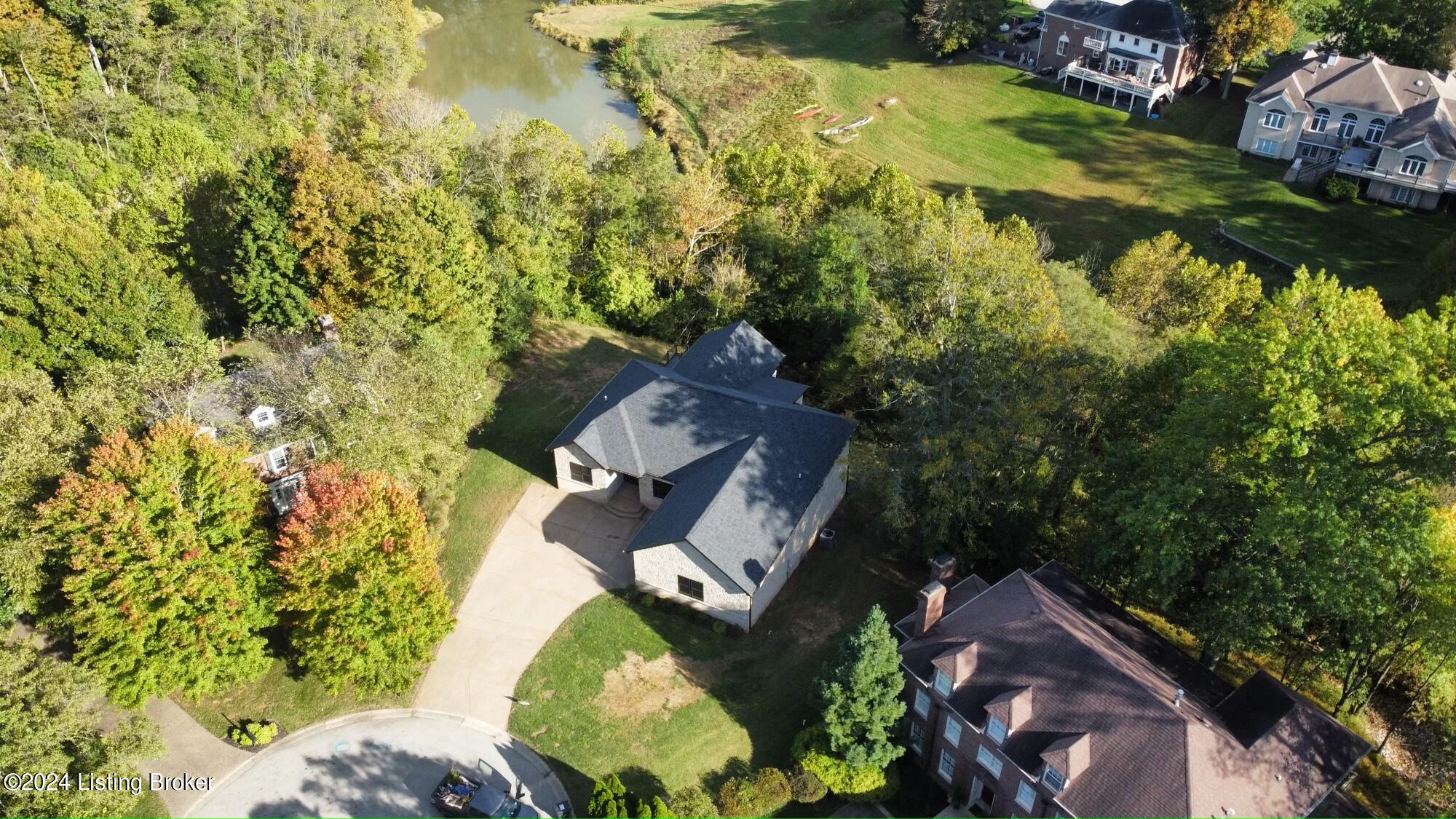 7018 Shallow Lake Rd, Prospect, Kentucky image 21