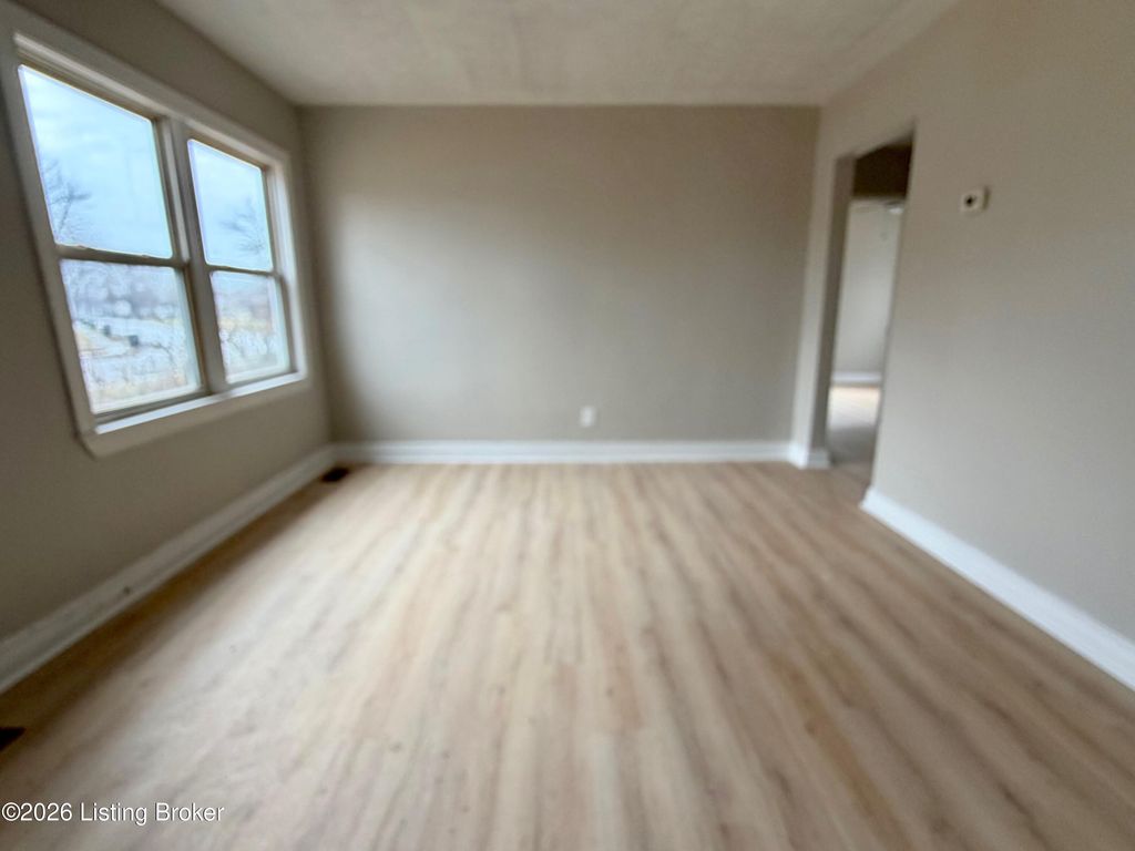 Photo of 6520 Miles Ave, Louisville, KY 40214 (MLS # 1710469)