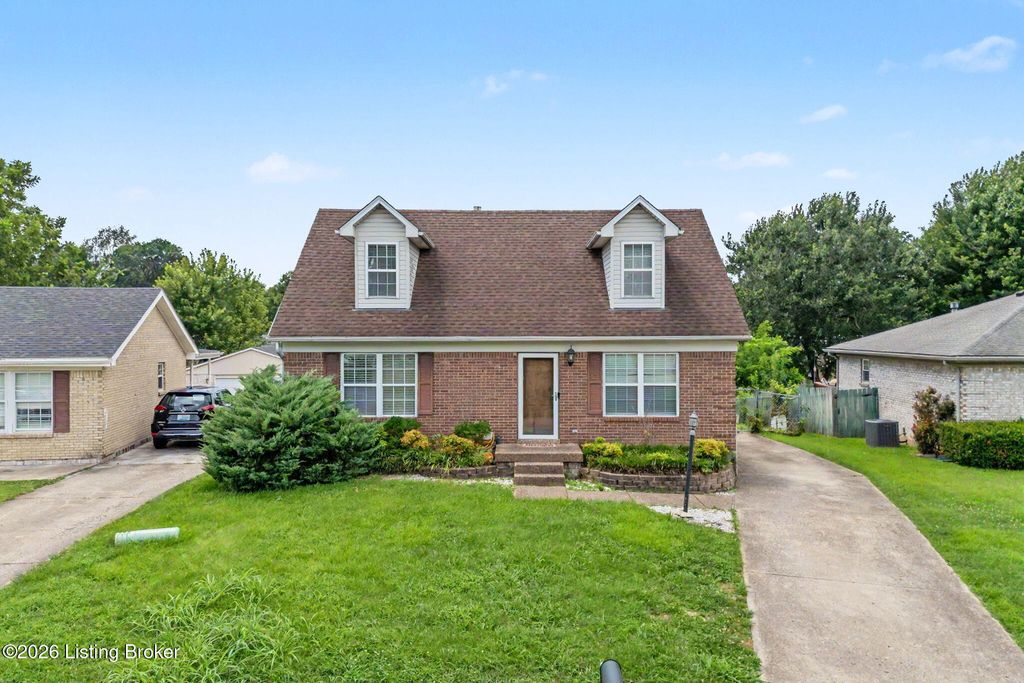 Photo of 3112 Pine Trace Ct, Louisville, KY 40272 (MLS # 1724041)