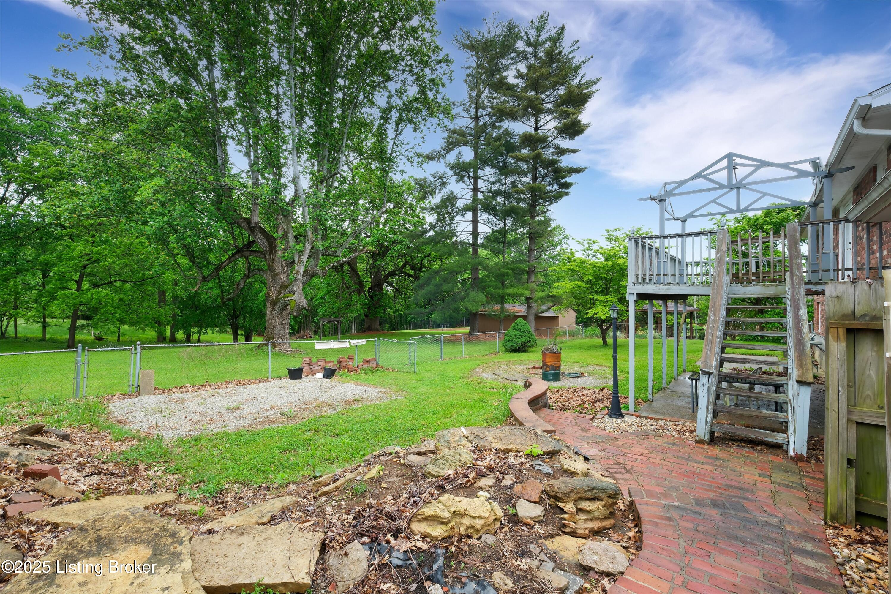 322 Riverview Dr, Mt Washington, Pennsylvania image 40