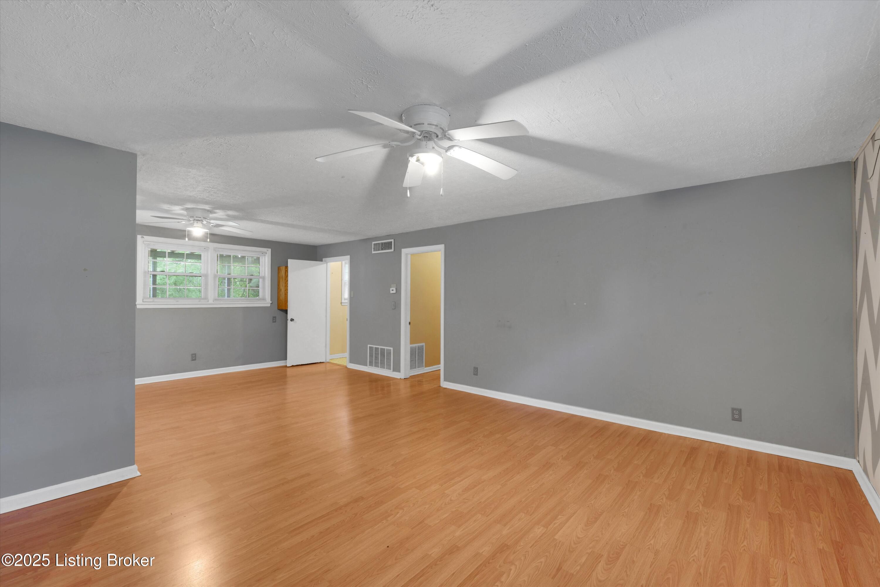 322 Riverview Dr, Mt Washington, Pennsylvania image 30