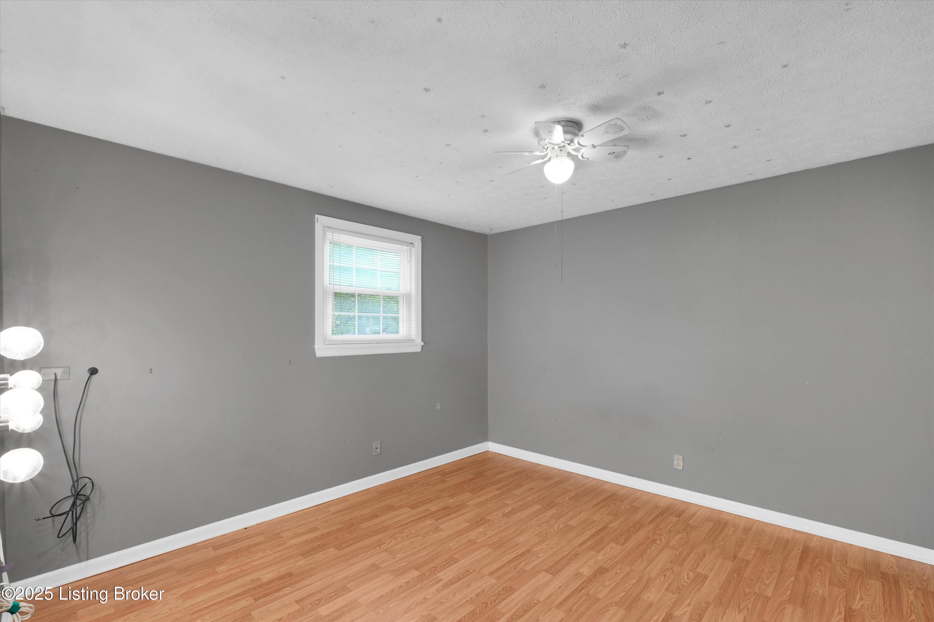 322 Riverview Dr, Mt Washington, Pennsylvania image 34