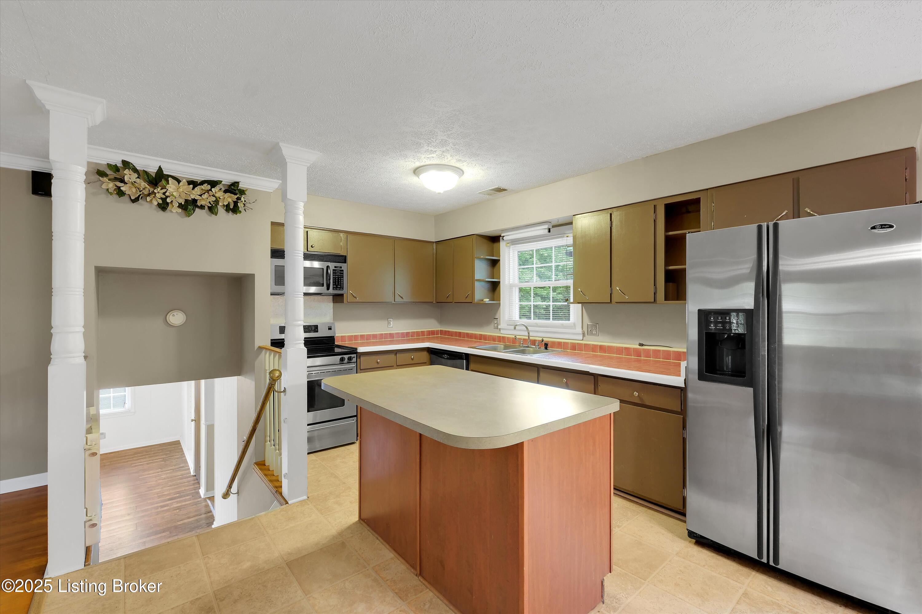 322 Riverview Dr, Mt Washington, Pennsylvania image 13